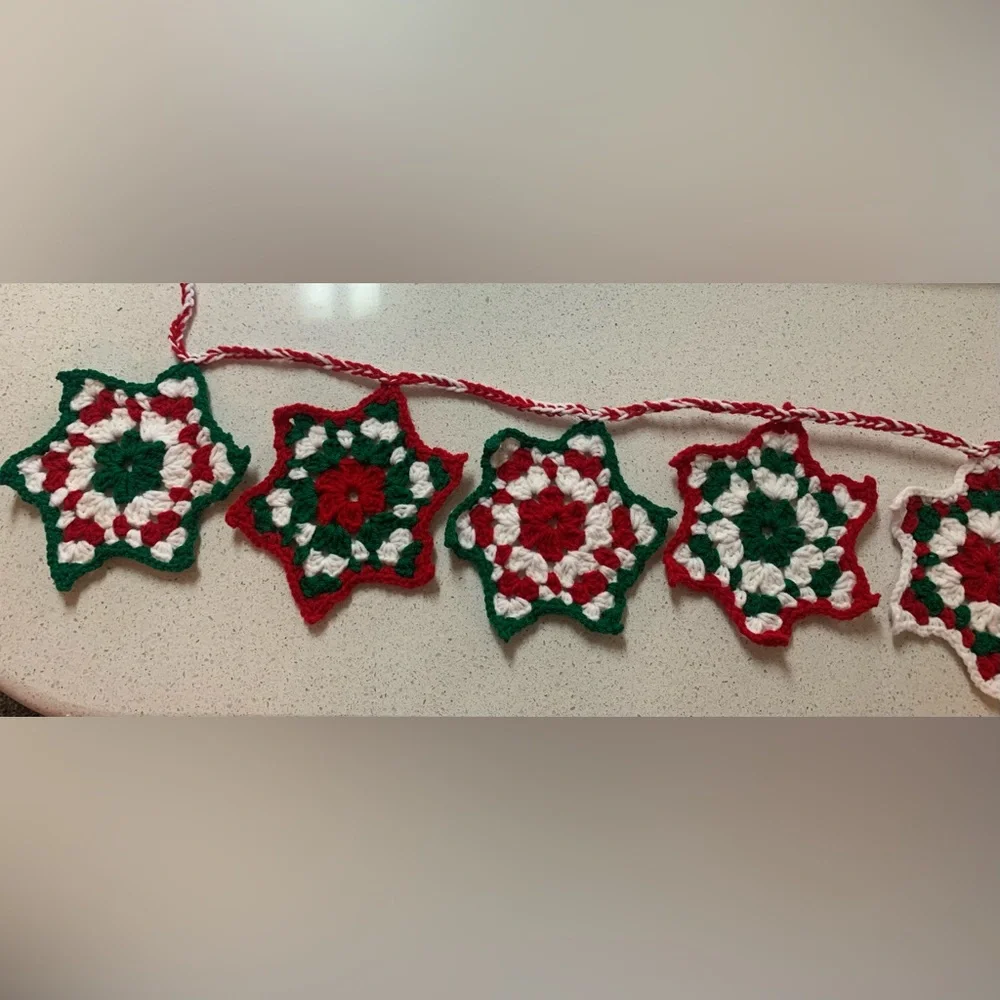 Christmas Holiday Star Garland New Handmade Crochet Seven Stars